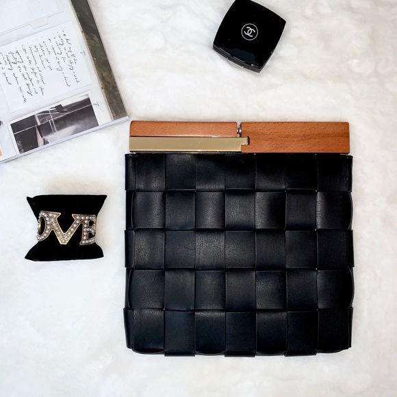 RARE SOLD OUT** Wood intrecciato leather clutch - Picture 8 of 10